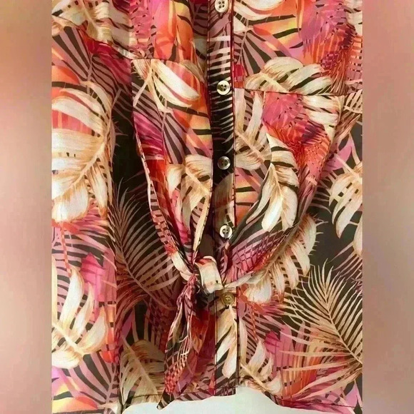 Christopher & Banks Beautiful Tropical sleeveless Blouse women’s Medium - Picture 8 of 11